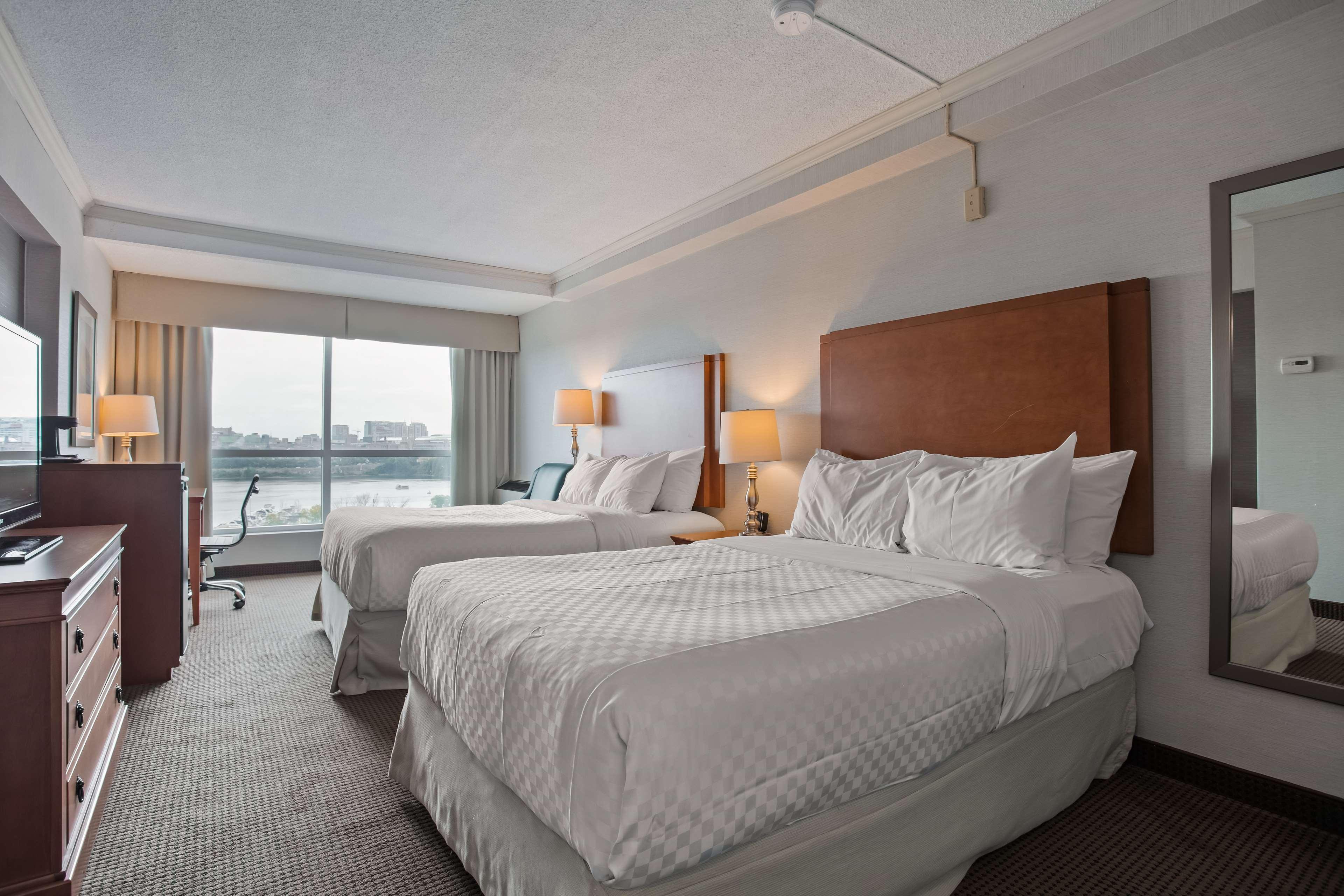Hotel Western Gatineau-ottawa Downtown 4*